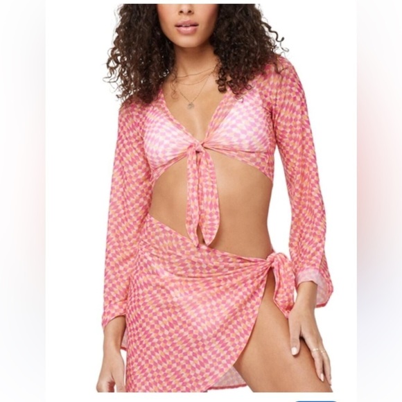 L*Space | Bandera Sarong In Pink & Orange Heat Waves | One Size - Picture 3 of 8